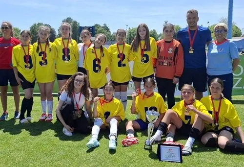Momčad U-12 NSZŽ osvojila turnir „Stara dama“ u Sisku